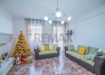 Soggiorno - Appartamento Via Nazario Sauro
 
2R, Acate - foto 2