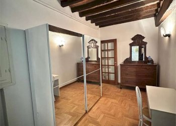 Four-room apartment Modena (neighborhood Centro Storico) - photo 12