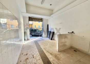 Ricezione / Lobby - Shop VIA SVIZZERA
 
43, Marano di Napoli - photo 3