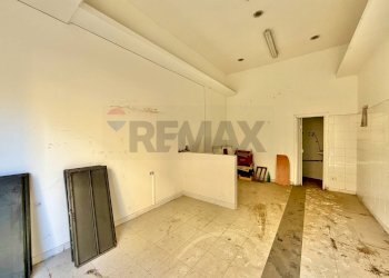 Stanza vuota - Shop VIA SVIZZERA
 
43, Marano di Napoli - photo 6