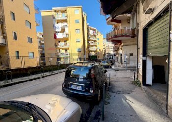 Edificio all\'aperto - Shop VIA SVIZZERA
 
43, Marano di Napoli - photo 8