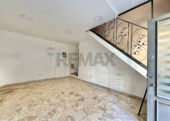 Stanza vuota - Shop VIA SVIZZERA
 
45, Marano di Napoli - photo 5