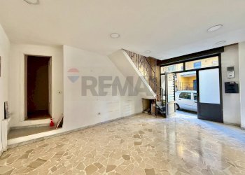 Stanza vuota - Shop VIA SVIZZERA
 
45, Marano di Napoli - photo 7