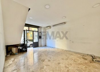 Stanza vuota - Shop VIA SVIZZERA
 
45, Marano di Napoli - photo 8