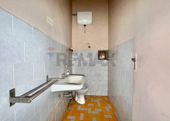 Bagno - Shop VIA SVIZZERA
 
45, Marano di Napoli - photo 10