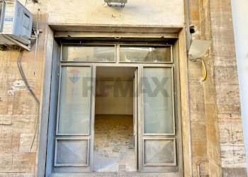 Dettagli - Shop VIA SVIZZERA
 
45, Marano di Napoli - photo 16