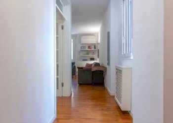 Corridoio - Bilocale via Nosadella, Bologna (zona Costa Saragozza) - foto 3