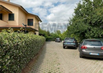 Casa all\'aperto - Quadrilocale via San Cresci
 
147, Campi Bisenzio - foto 33