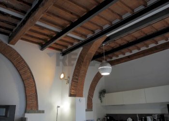 Finiture Rustiche - Quadrilocale via San Cresci
 
147, Campi Bisenzio - foto 1