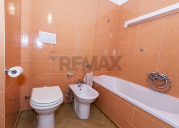 Bagno - One-room apartment VIA DOMENICHINO
 
14, Milano - photo 17