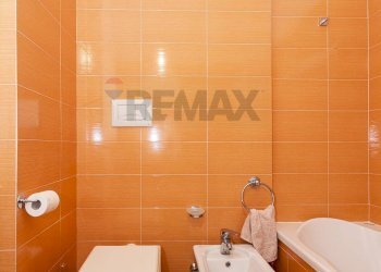 Bagno - One-room apartment VIA DOMENICHINO
 
14, Milano - photo 24