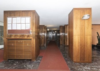 Hall / corridoio - One-room apartment VIA DOMENICHINO
 
14, Milano - photo 28