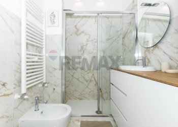 Bagno - Bilocale VIA SOPERGA
 
36, Milano - foto 20