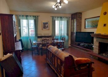 Sala da pranzo - Apartment Via Trieste
 
13, Valfabbrica - photo 7