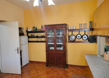 Cucina - Apartment Via Trieste
 
13, Valfabbrica - photo 9