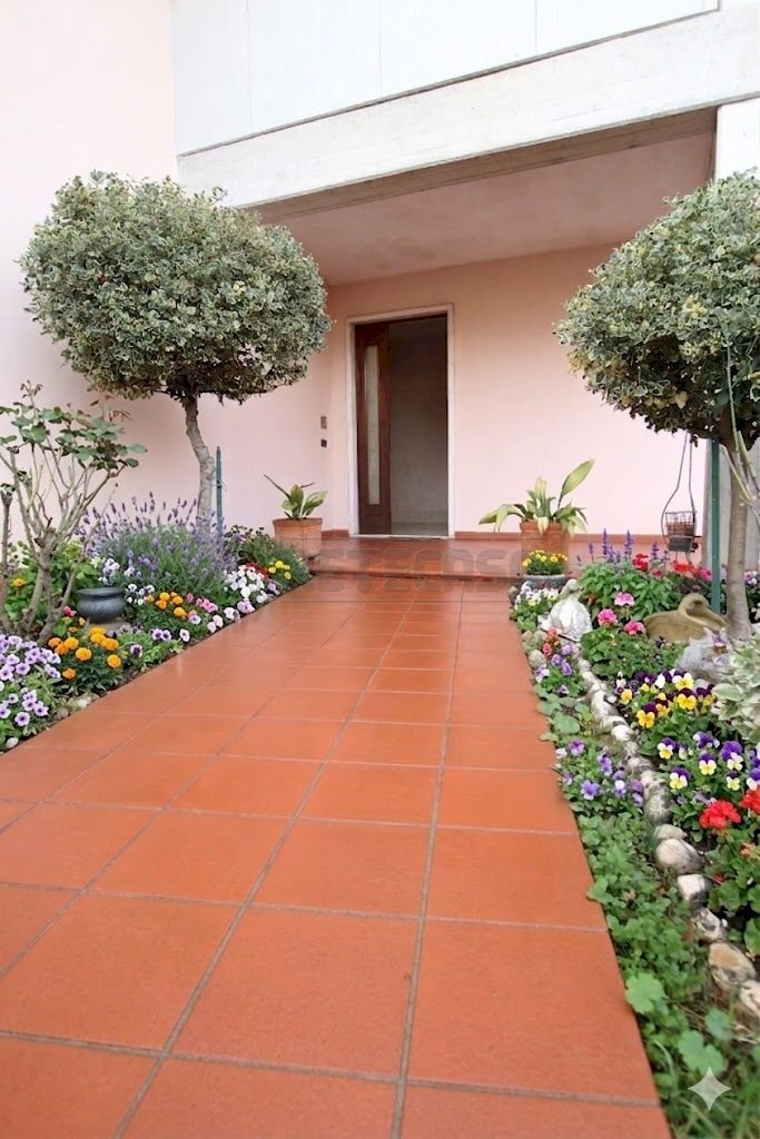 Immagine modificata con intelligenza artificiale - Porzione di casa Via Monte delle Rose, Arcugnano - foto 1
