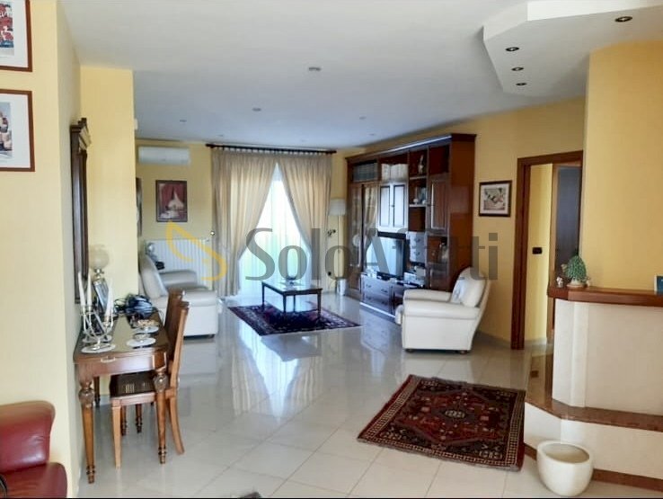337418f6-4337-4d7b-b64f-b3e5aa27b7e6.jpg - Four-room apartment Via Martiri di Nassirya 04, Valenzano - photo 2