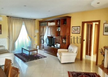 ccde5528-c12d-46cc-be3e-eefd2f87e9a7.jpg - Appartamento Via Martiri di Nassirya 04, Valenzano - foto 1