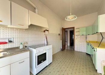 foto_1.jpg - Appartamento Via Santa Lucia, Imperia - foto 3