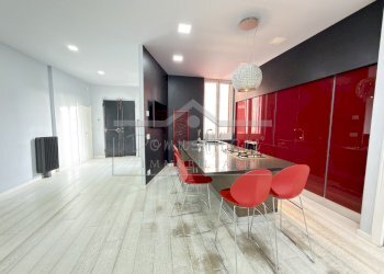 IMG_0574.JPG - Attico Corso Italia  13, Savona - foto 9