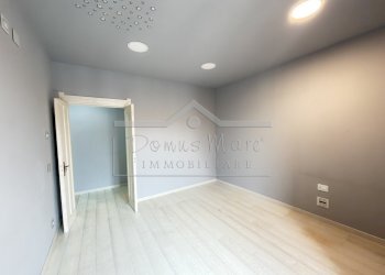 IMG_0540.JPG - Attico Corso Italia  13, Savona - foto 14