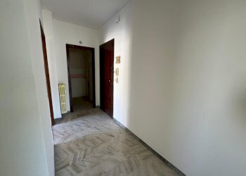 WhatsApp Image 2025-12-29 at 12.08.15 (8).jpeg - Quadrilocale Via Galileo Galilei 639, Sanremo - foto 2