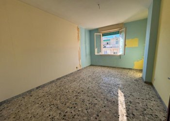 WhatsApp Image 2025-12-29 at 12.08.17 (2).jpeg - Quadrilocale Via Galileo Galilei 639, Sanremo - foto 7