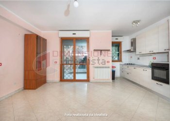 SCREEN~2.PNG - Three-room apartment VIA DEL FOSSO DELL'OSA, Roma - photo 3