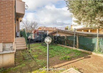 SCE9C5~1.PNG - Three-room apartment VIA DEL FOSSO DELL'OSA, Roma - photo 22