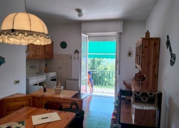 IMG20251012123702.jpg - Quadrilocale Via Brigate Partigiane, Carrodano - foto 5