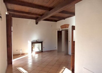 Two-room apartment Cavour - photo 15