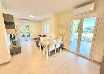 Four-room apartment Str. Vicinale Colle, Imperia - photo 25