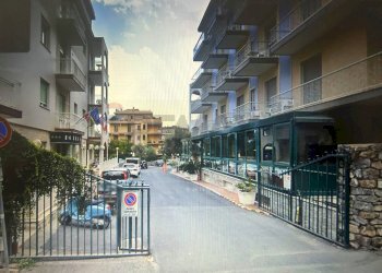 Bilocale Via Privata Amelia Ferro, 4 
 Alassio, Alassio - foto 43
