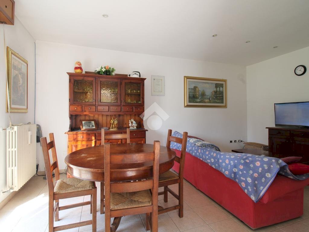 Three-room apartment Via Quattrocase, Poggio Rusco - photo 3