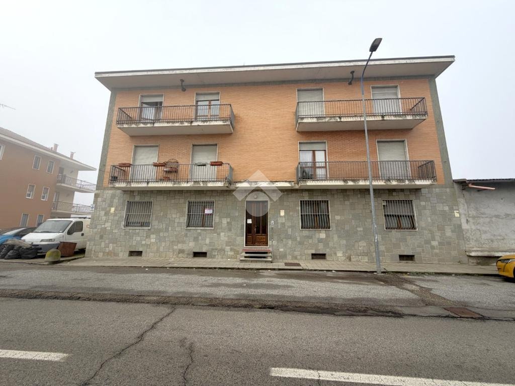 Three-room apartment Via Pralormo, Poirino - photo 1