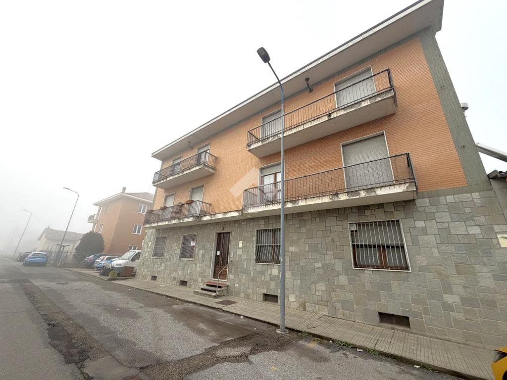 Three-room apartment Via Pralormo, Poirino - photo 2