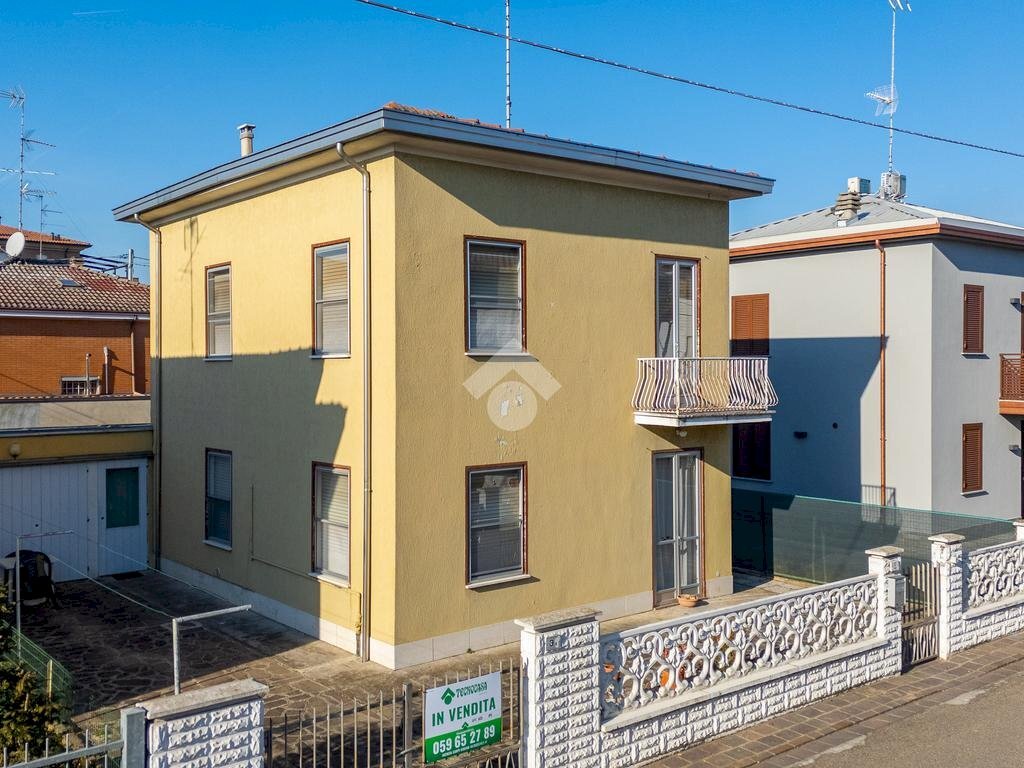 Independent house Via Michel Seeten, Carpi - photo 1