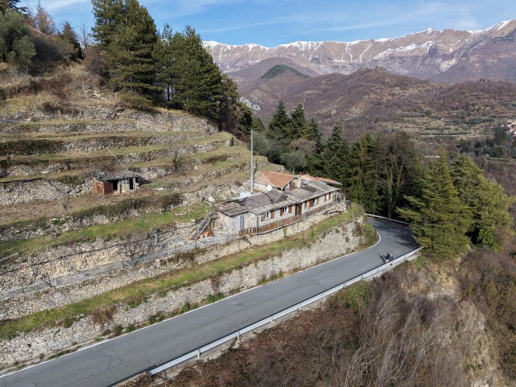 Independent house Via Provinciale, Triora - photo 1