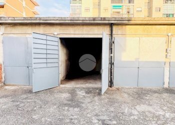 Box Str. di Lanzo, Torino - foto 3