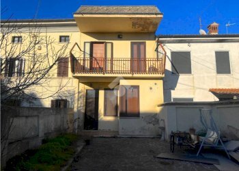 Casa semi indipendente Via Camillo Benso Conte di Cavour, Alessandria - foto 1