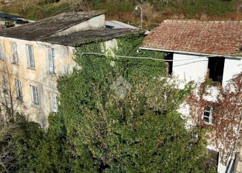 Semi-detached house Via Nicola Sturla, San Colombano Certenoli - photo 2