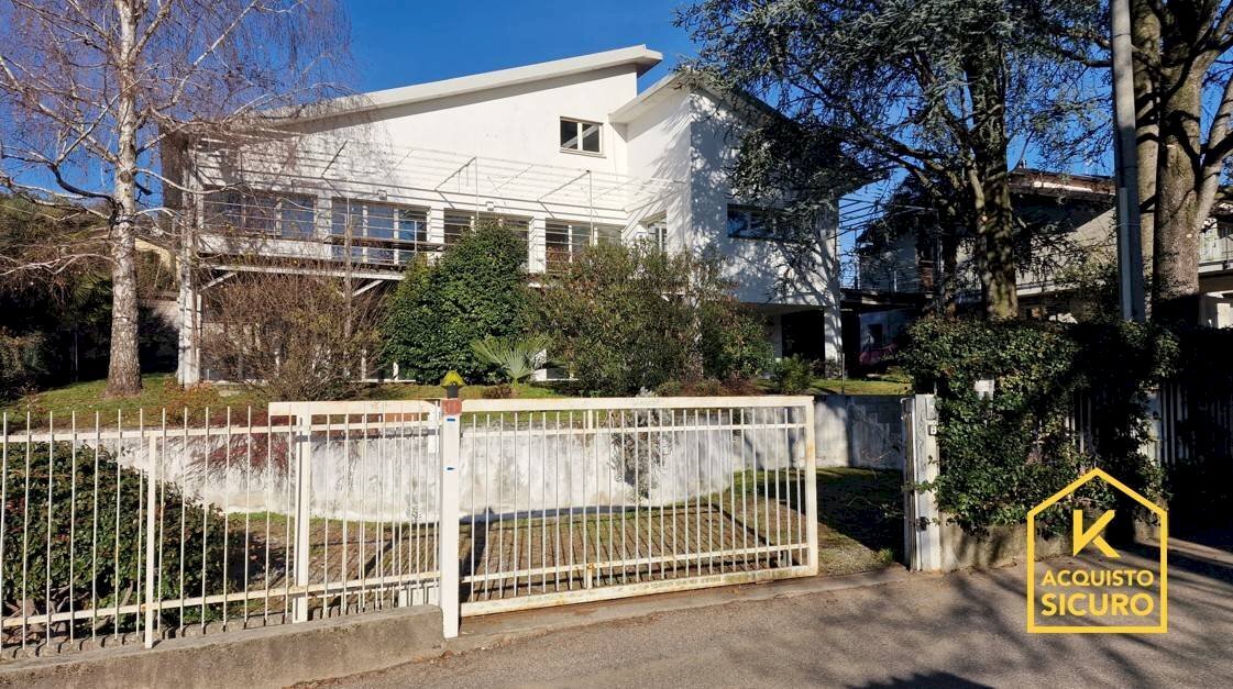 Foto 1 - Villa Via Stoppani, Vergiate - foto 1