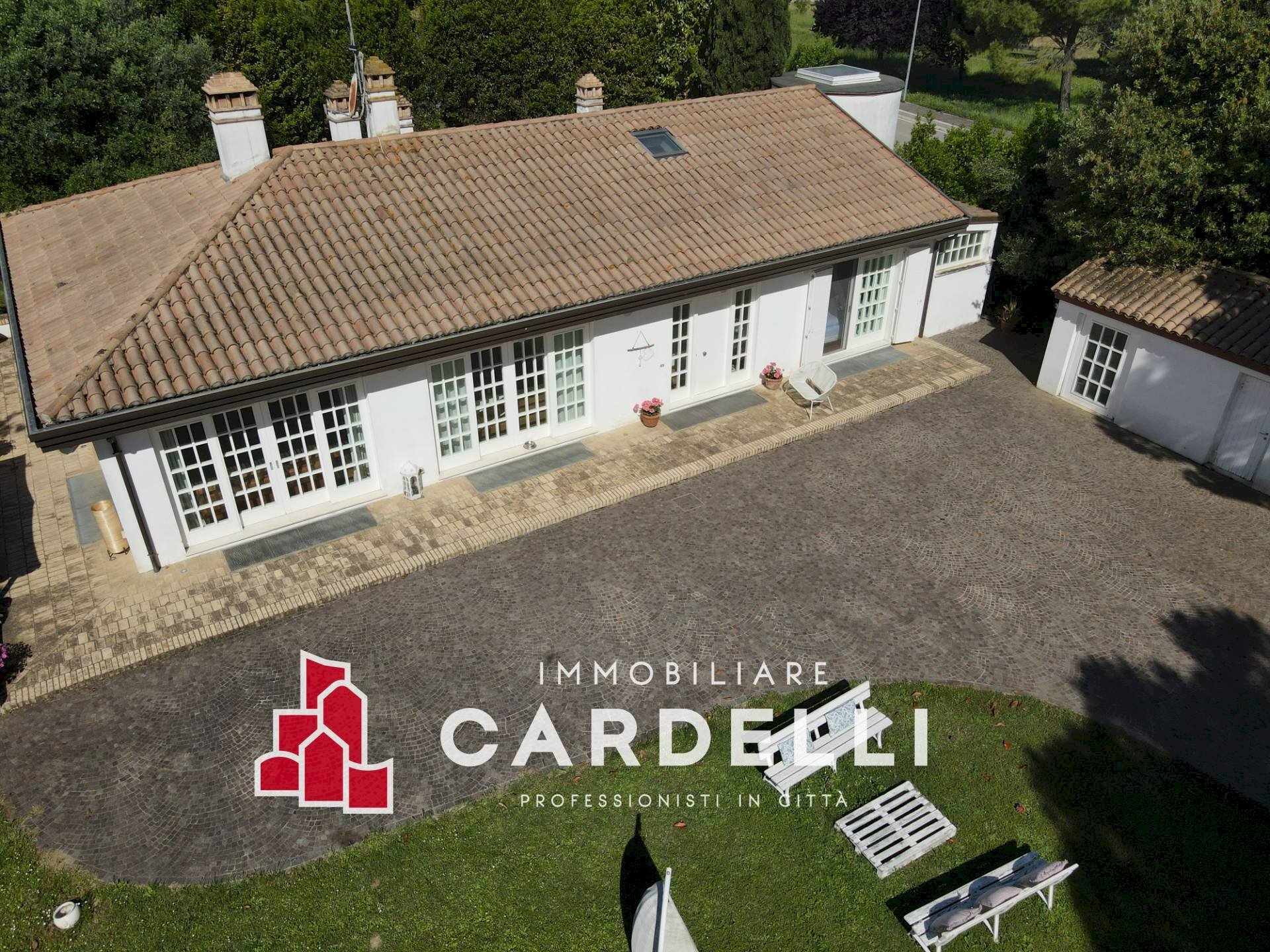 Foto 3 - Villa Via Crescimbeni
 
20-22-24, Civitanova Marche - foto 3