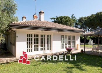 Foto 3 - Villa Via Crescimbeni
 
20-22-24, Civitanova Marche - foto 3