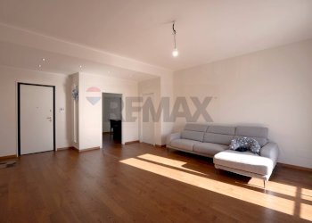 Soggiorno - Quadrilocale Via Montegrappa
 
7, Valenzano - foto 5