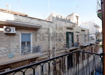 Balcone - Casa indipendente Via Ugo Foscolo
 
28/30/32, Terlizzi - foto 9