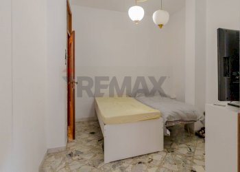 Camera / camera da letto - Appartamento Via De Viti De Marco
 
21, Bari - foto 9