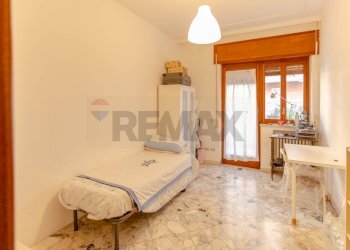 Camera / camera da letto - Appartamento Via De Viti De Marco
 
21, Bari - foto 12