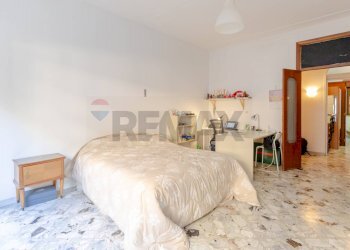 Camera / camera da letto - Appartamento Via De Viti De Marco
 
21, Bari - foto 19