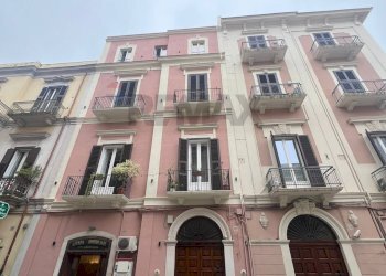 Edificio all\'aperto - Monolocale Via Benedetto Cairoli
 
67, Bari - foto 1